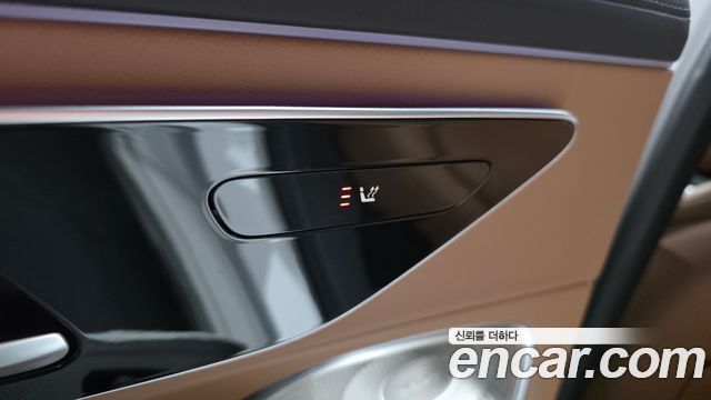 Mercedes-Benz E-Class 2026 — photo 35