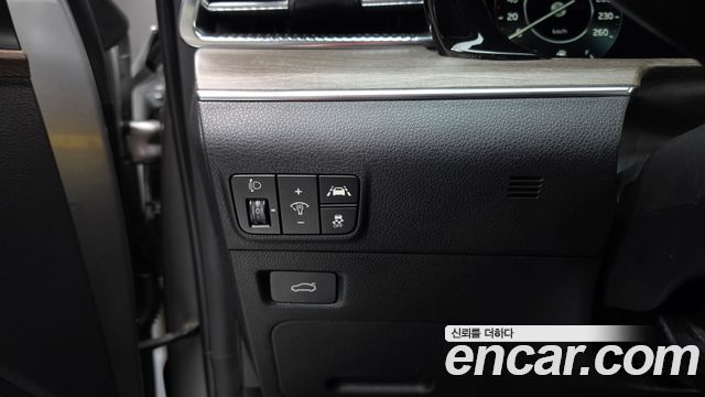 Kia K5 2020 — photo 24