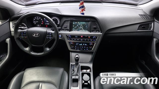 Hyundai Sonata 2016 — photo 10