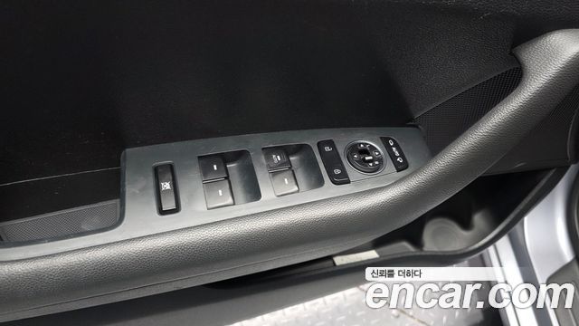 Hyundai Sonata 2016 — photo 31