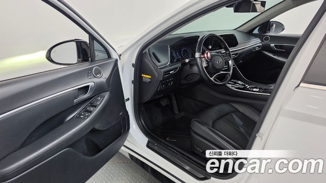 Hyundai Sonata 2020 — photo 13