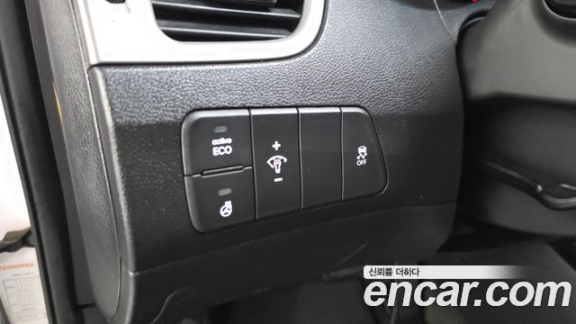 Hyundai AVANTE 2013 — photo 29