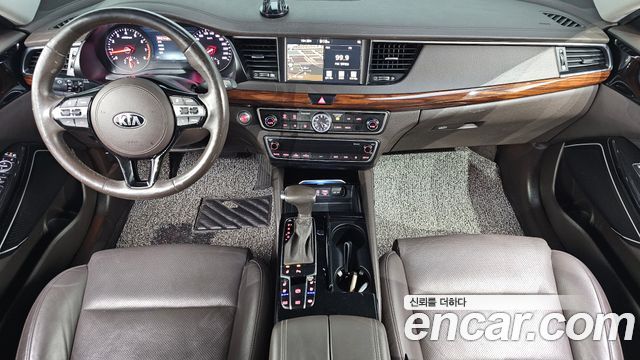 Kia K7 2017 — photo 10