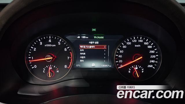 Kia K7 2017 — photo 11