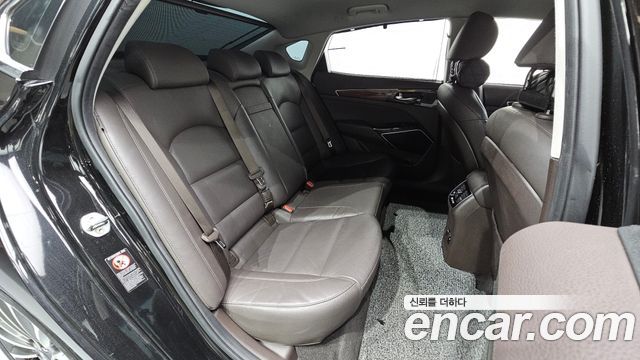 Kia K7 2017 — photo 17