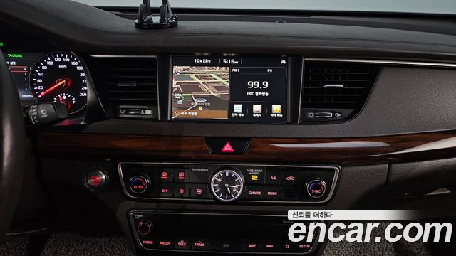 Kia K7 2017 — photo 20