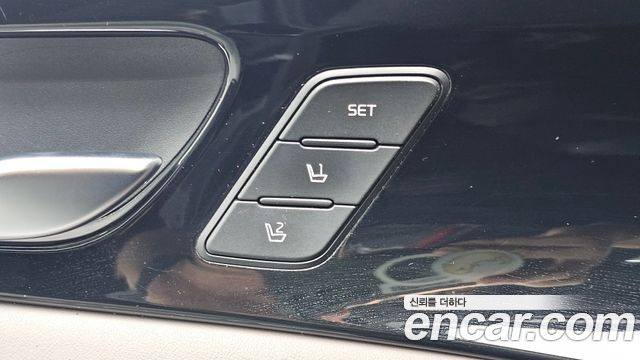 Kia K7 2017 — photo 22