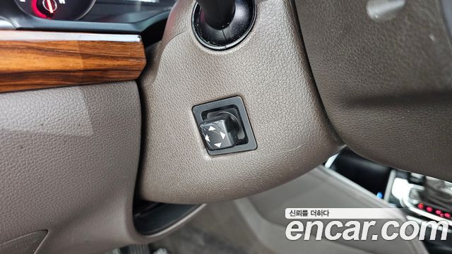 Kia K7 2017 — photo 25