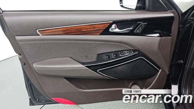 Kia K7 2017 — photo 14