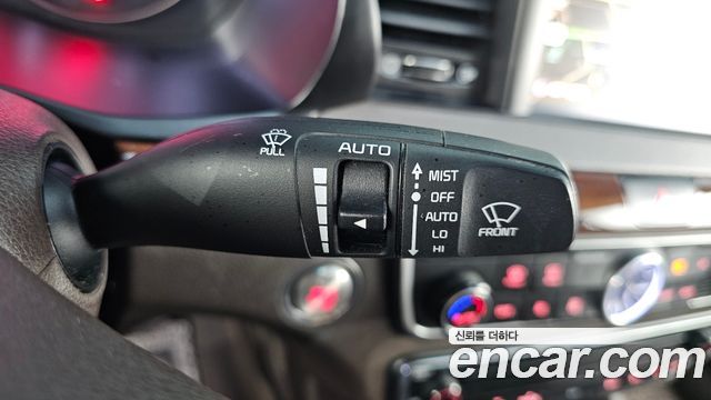 Kia K7 2017 — photo 29