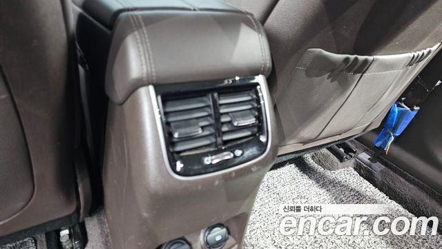 Kia K7 2017 — photo 34
