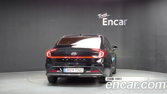 Hyundai Sonata 2022 — photo 4