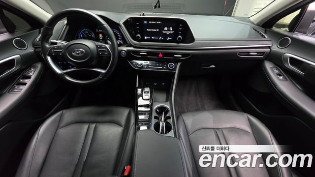 Hyundai Sonata 2022 — photo 10