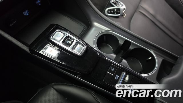 Hyundai Sonata 2022 — photo 12
