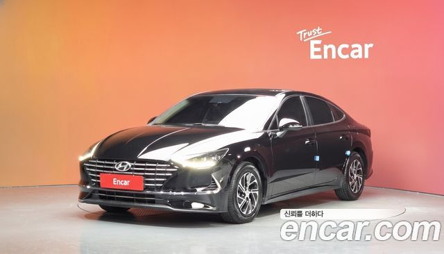 Hyundai Sonata 2022 — photo 1
