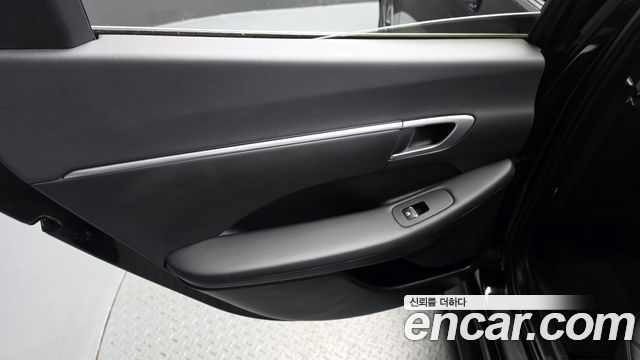 Hyundai Sonata 2022 — photo 15
