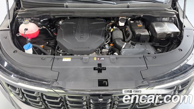 Kia Canival 2025 — photo 6