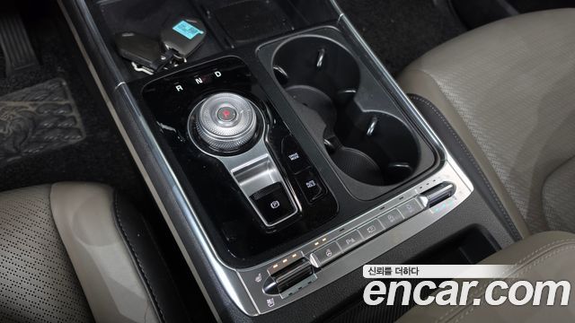 Kia Canival 2025 — photo 12