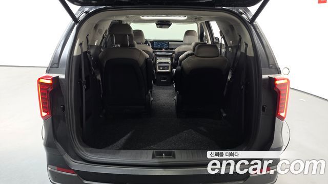 Kia Canival 2025 — photo 24