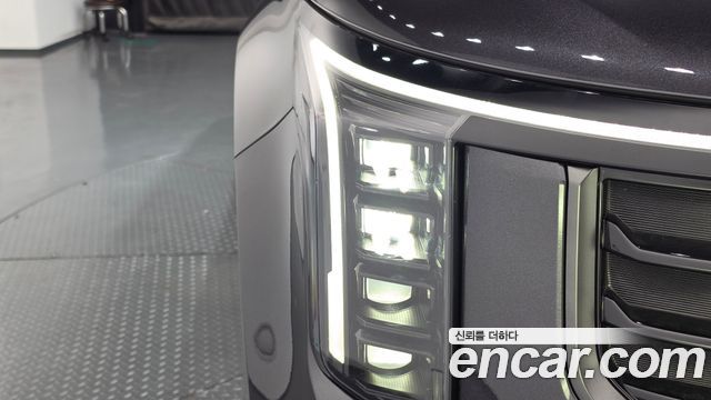Kia Canival 2025 — photo 8