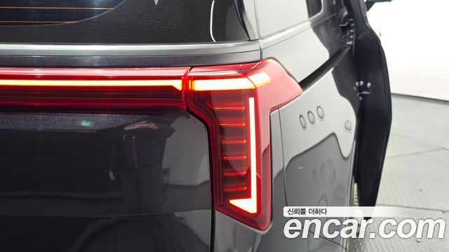 Kia Canival 2025 — photo 9