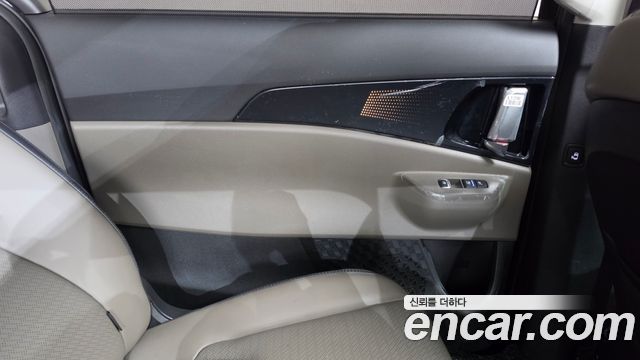 Kia Canival 2025 — photo 15
