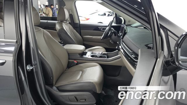 Kia Canival 2025 — photo 16