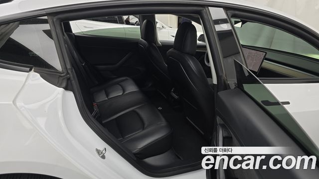 Tesla Model 3 2022 — photo 17