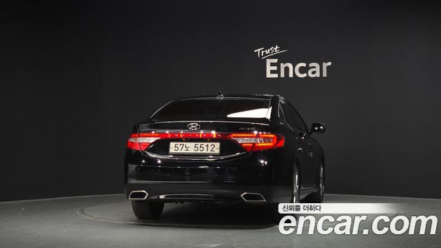 Hyundai Grandeur 2015 — photo 4