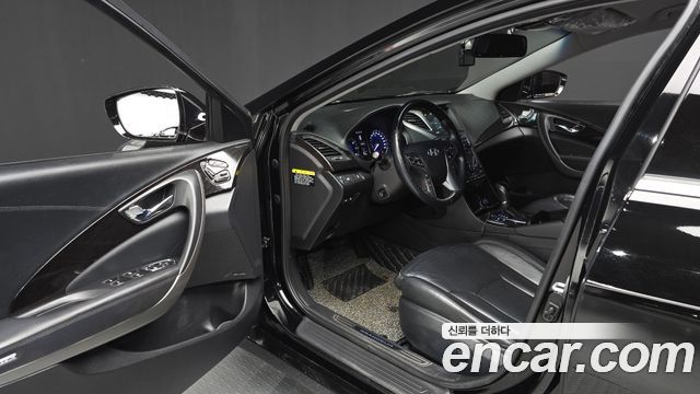Hyundai Grandeur 2015 — photo 13
