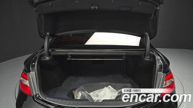Hyundai Grandeur 2015 — photo 26