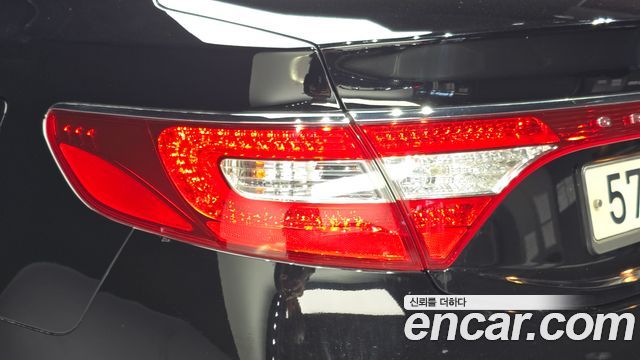 Hyundai Grandeur 2015 — photo 9
