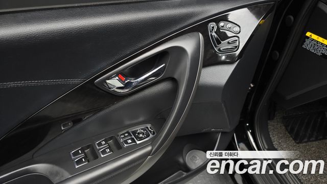 Hyundai Grandeur 2015 — photo 31