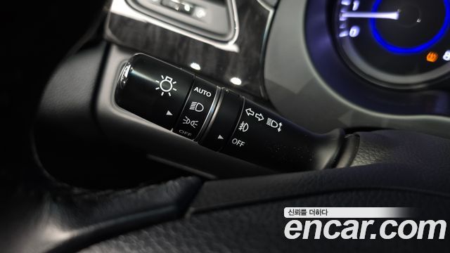 Hyundai Grandeur 2015 — photo 33