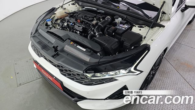 Kia K5 2023 — photo 6