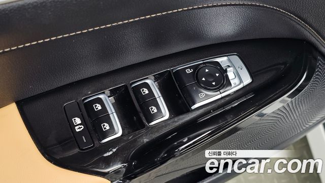 Kia K5 2023 — photo 19