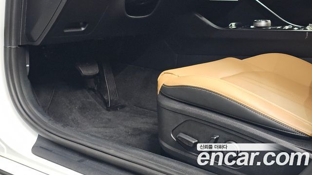 Kia K5 2023 — photo 20