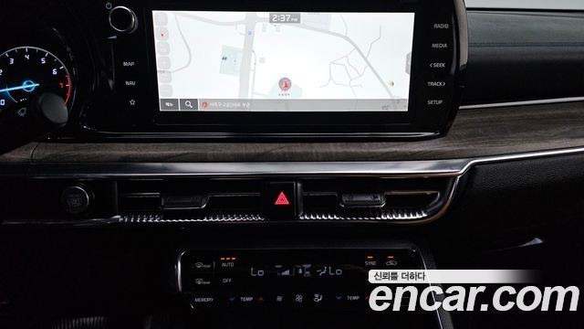 Kia K5 2023 — photo 25