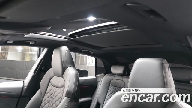 Audi Q8 2026 — photo 24