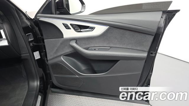 Audi Q8 2026 — photo 14