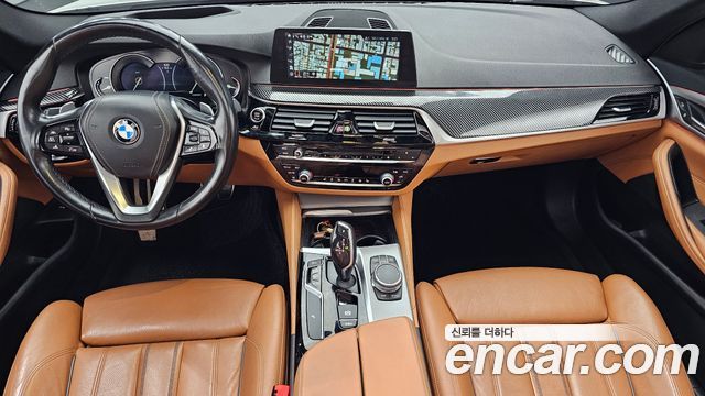 BMW 5-Series 2018 — photo 7