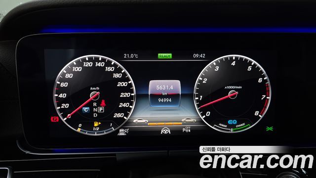 Mercedes-Benz CLS-Class 2019 — photo 11