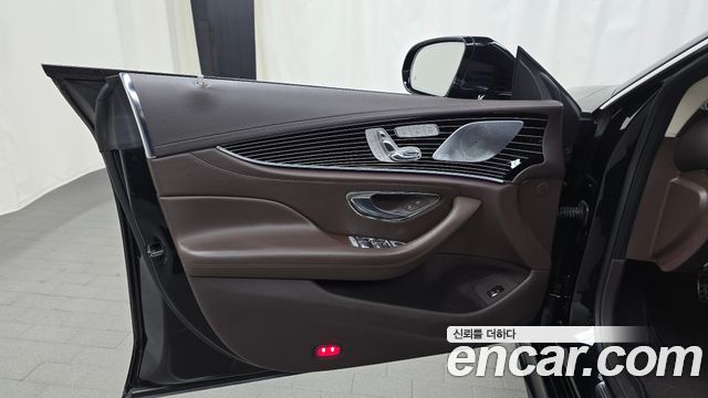 Mercedes-Benz CLS-Class 2019 — photo 14