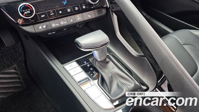 Hyundai AVANTE 2021 — photo 9