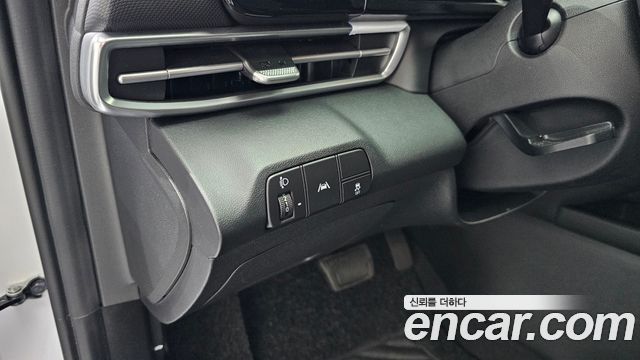 Hyundai AVANTE 2021 — photo 17