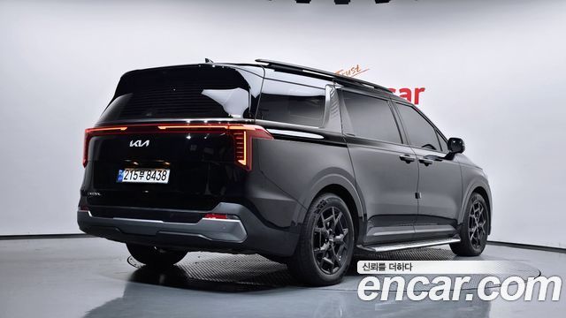 Kia Canival 2024 — photo 2