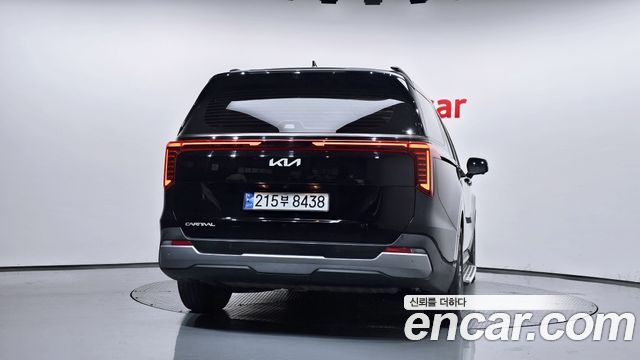 Kia Canival 2024 — photo 4
