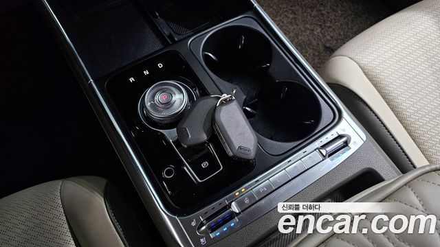 Kia Canival 2024 — photo 12
