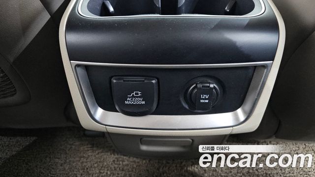Kia Canival 2024 — photo 37