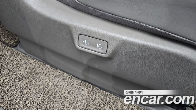 Kia Canival 2024 — photo 39